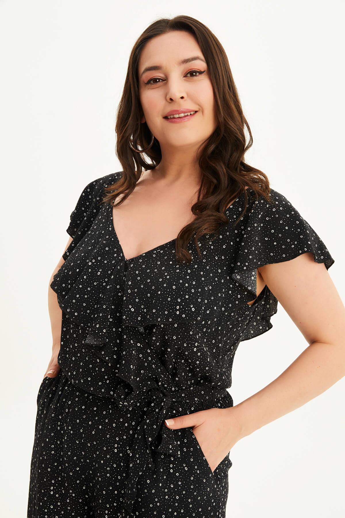 Yakası Volanlı Tulum