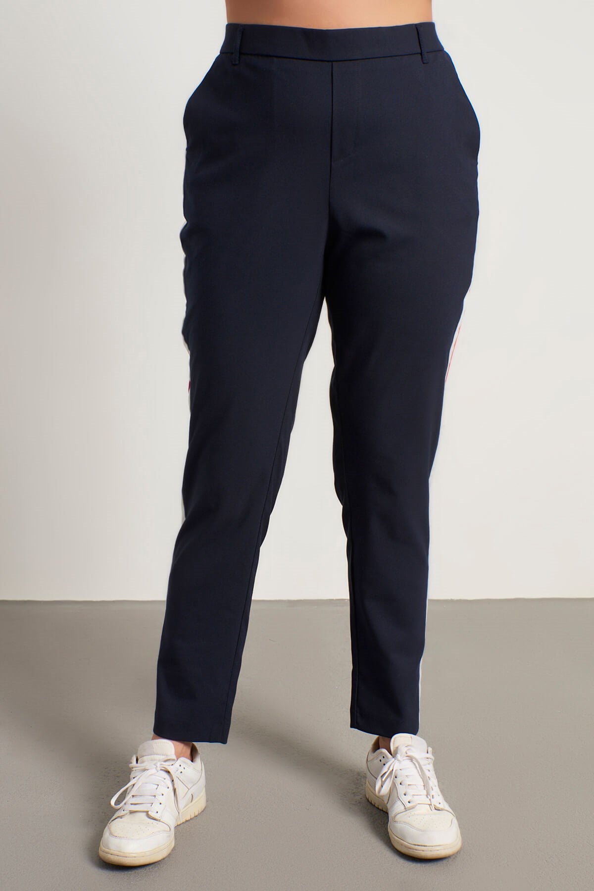 Yandan Şeritli Beli Lastikli Pantolon