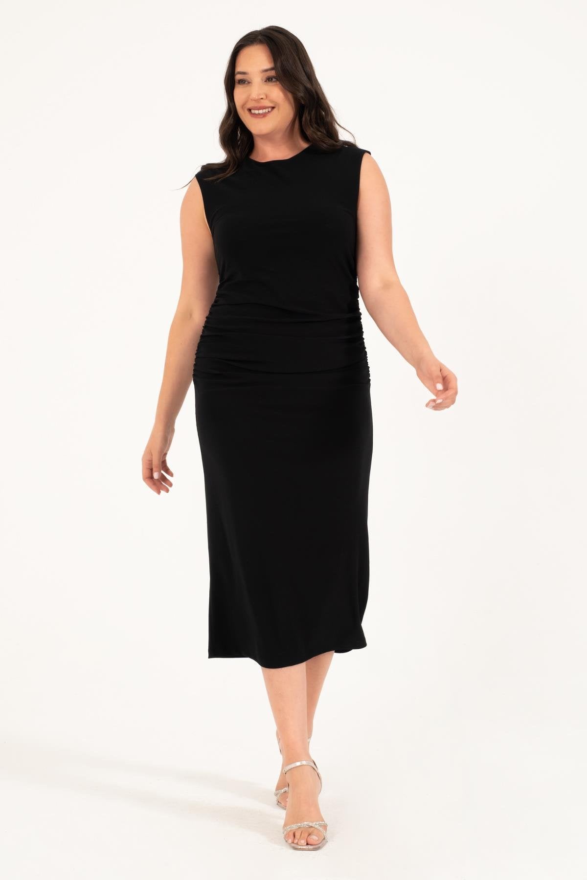 Yanları Büzgülü Astarlı Midi Elbise