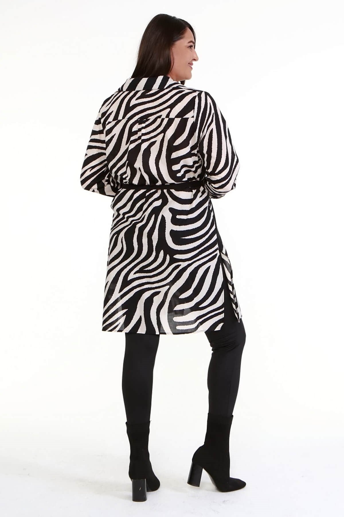 Yırtmaç Detaylı Gömlek Tunik