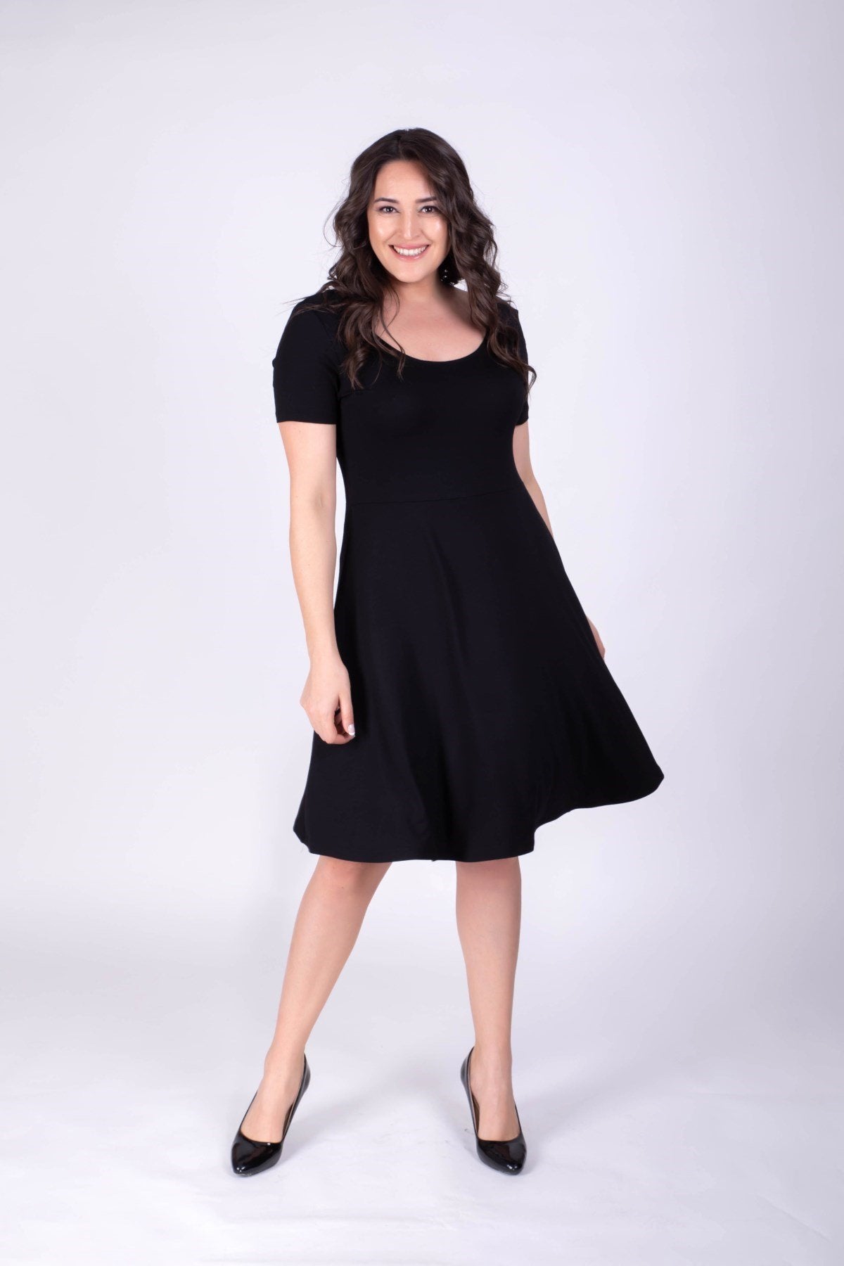 Yuvarlak Yaka Elbise