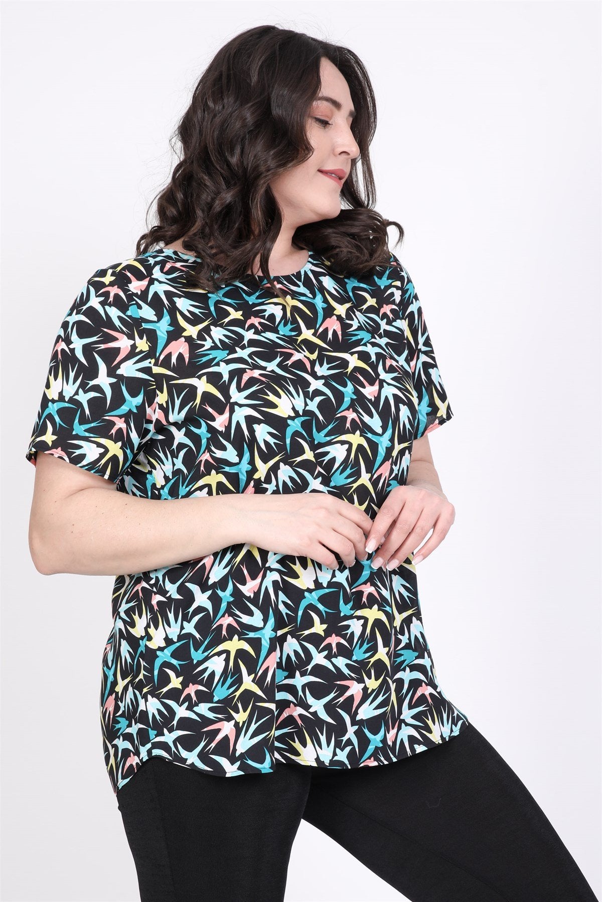 Yuvarlak Yakalı Tişört